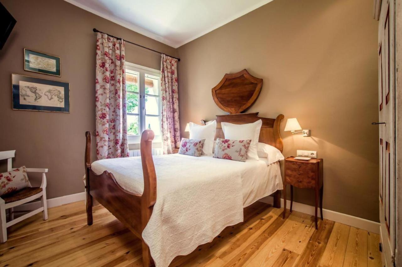 Lhort De Sant Cebria Bed & Breakfast Torroella de Fluviá Dış mekan fotoğraf